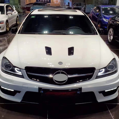 Mercedes-Benz C-Class W204 με πλήρη συσκευασία κινητήρα από ανθρακονήματα