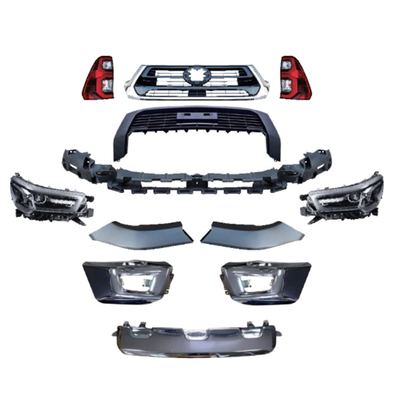 Το Toyota Hilux Μέση Ανατολή με το 2020 Body Kit και τα 4x4 Offroad Accessories